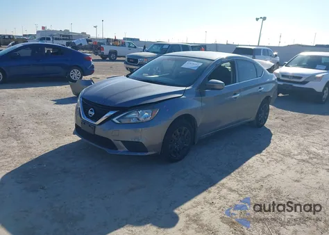 2017 Nissan Sentra S z USA, uszkodzony, nr VIN 3N1AB7AP7HY334534